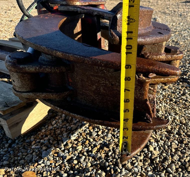 image for item EH7210 Grapple