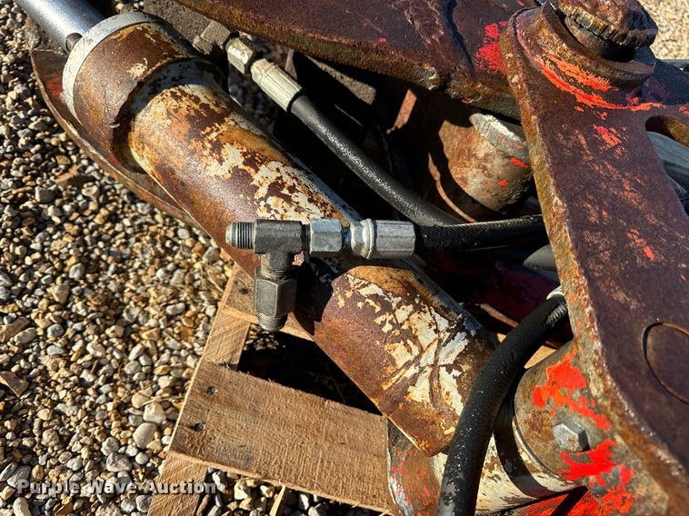 image for item EH7210 Grapple