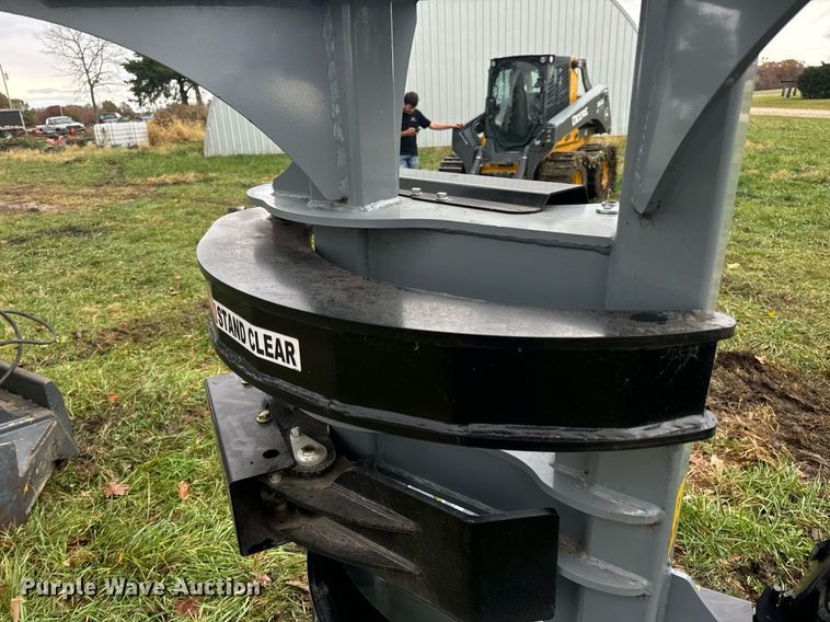 image for item EH7212 Bauma Light FBS752 skid steer feller buncher 