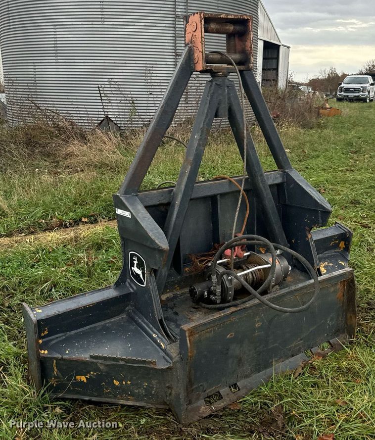 image for item EH7213 John Deere skid steer blade 