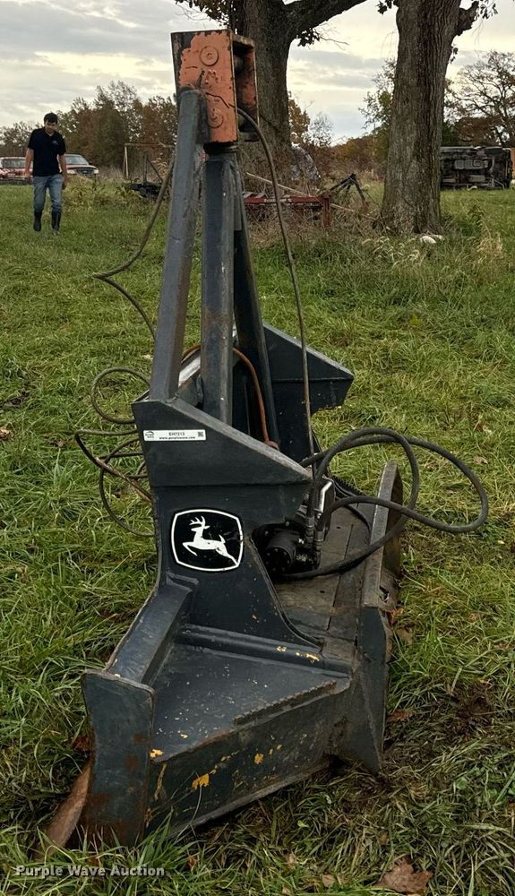 image for item EH7213 John Deere skid steer blade 