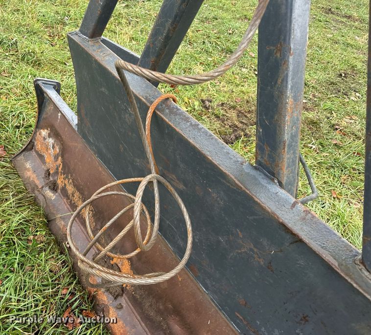 image for item EH7213 John Deere skid steer blade 