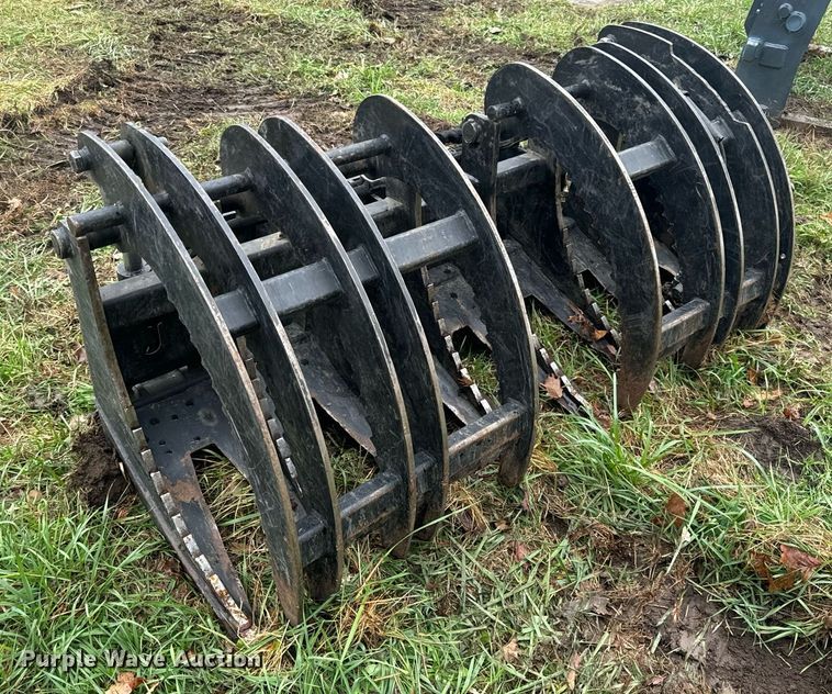 image for item EH7224 Skid steer grapple bucket