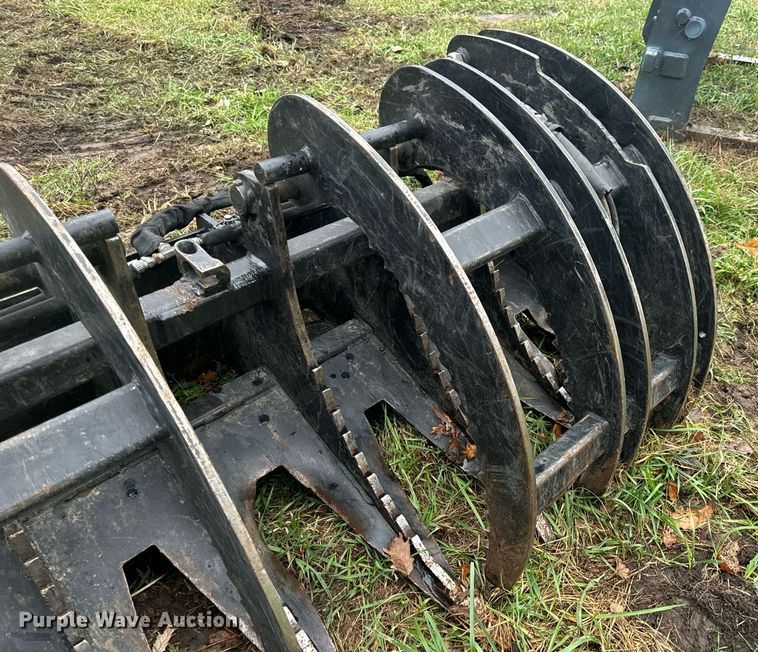 image for item EH7224 Skid steer grapple bucket