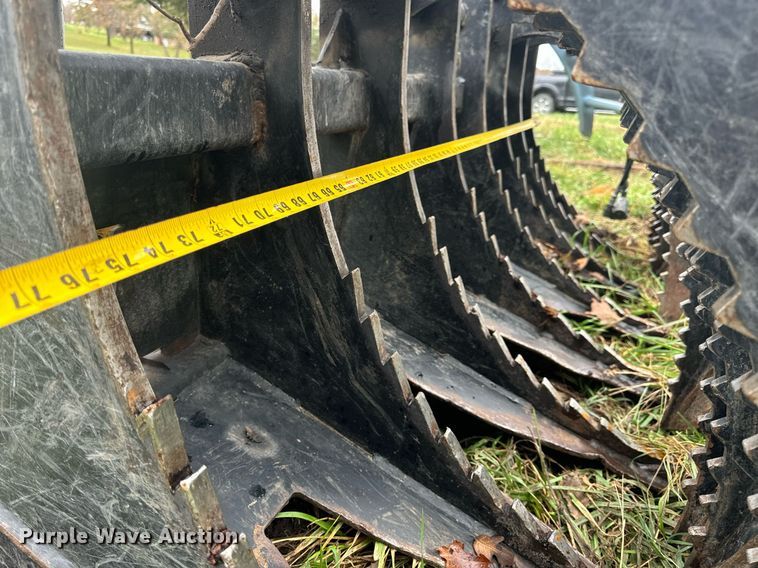 image for item EH7224 Skid steer grapple bucket