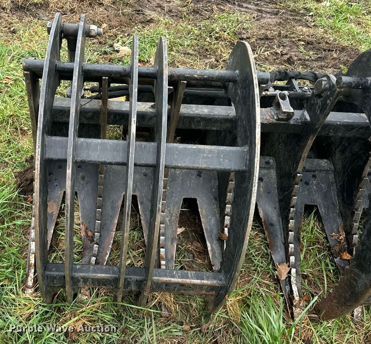 image for item EH7224 Skid steer grapple bucket