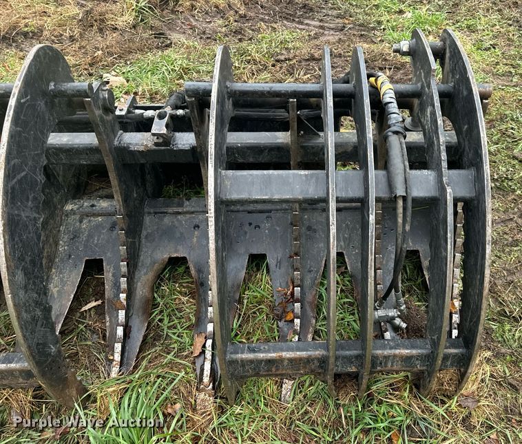 image for item EH7224 Skid steer grapple bucket