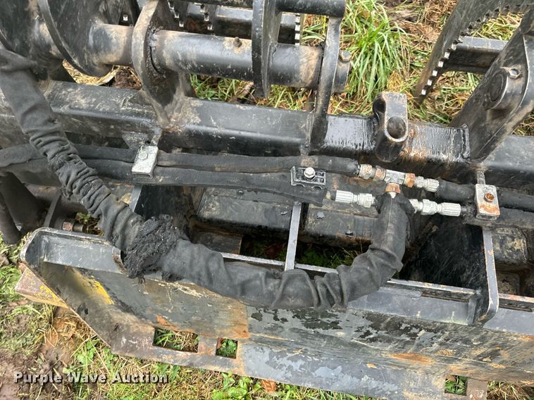 image for item EH7224 Skid steer grapple bucket