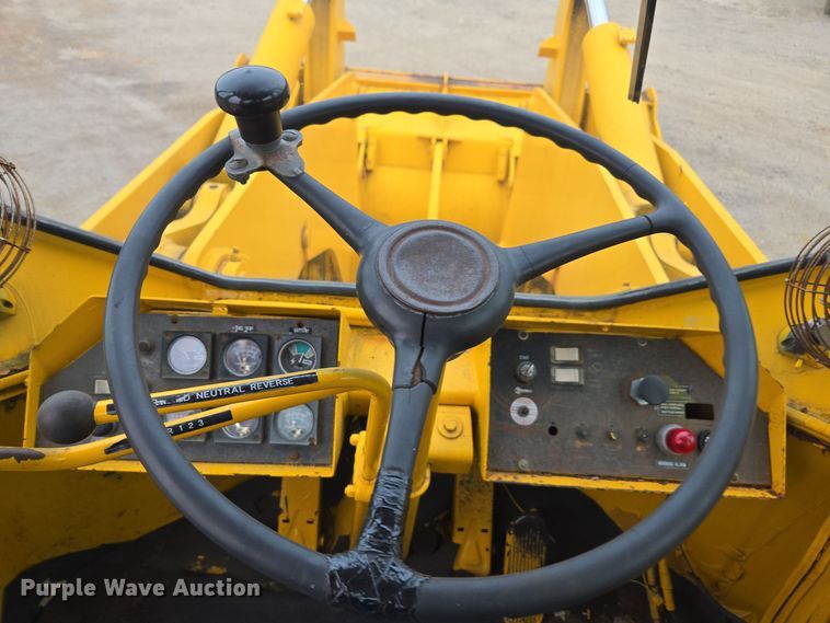 image for item EI4066 1981 Michigan 125C GM wheel loader