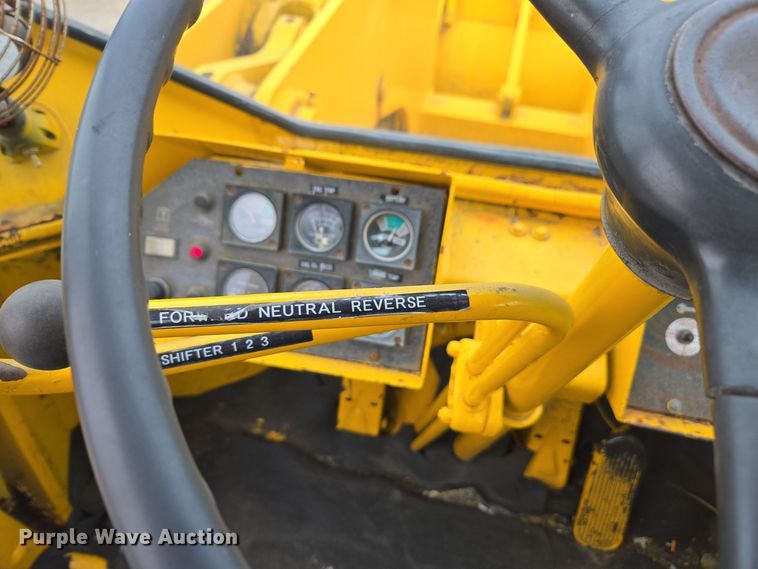 image for item EI4066 1981 Michigan 125C GM wheel loader