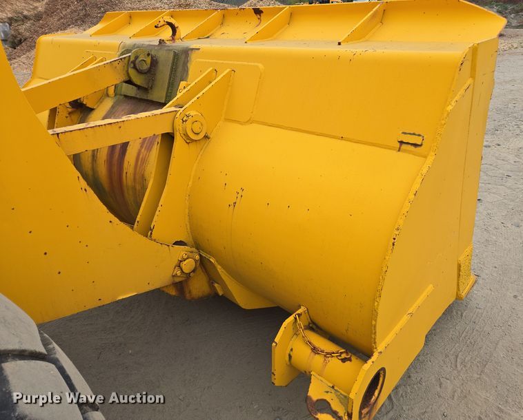 image for item EI4067 1987 Michigan  125CC wheel loader