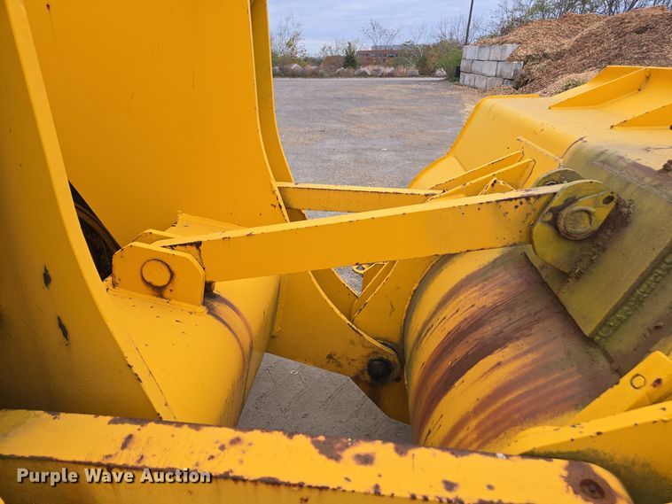 image for item EI4067 1987 Michigan  125CC wheel loader