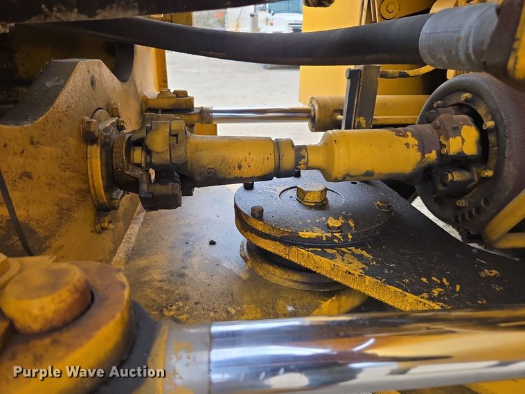 image for item EI4067 1987 Michigan  125CC wheel loader