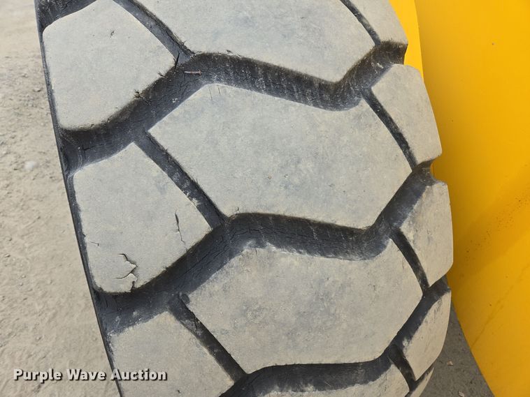 image for item EI4067 1987 Michigan  125CC wheel loader