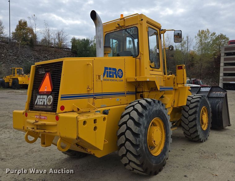image for item EI4068 1998 Case 621B wheel loader