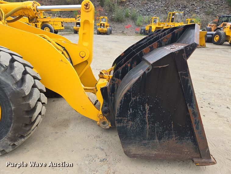 image for item EI4068 1998 Case 621B wheel loader
