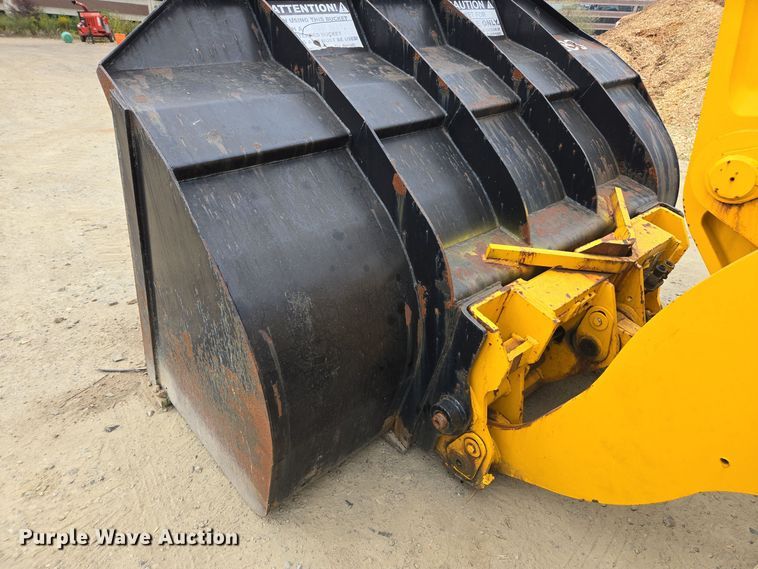 image for item EI4068 1998 Case 621B wheel loader