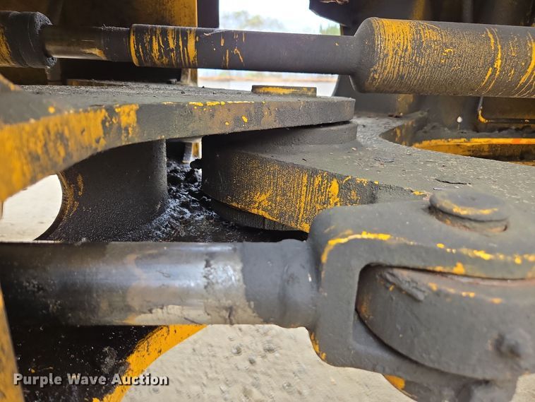 image for item EI4068 1998 Case 621B wheel loader