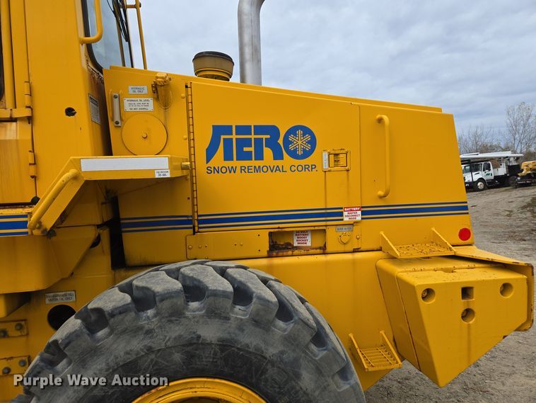 image for item EI4068 1998 Case 621B wheel loader