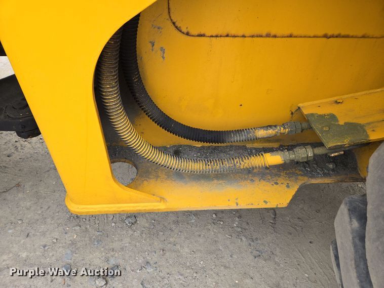 image for item EI4068 1998 Case 621B wheel loader