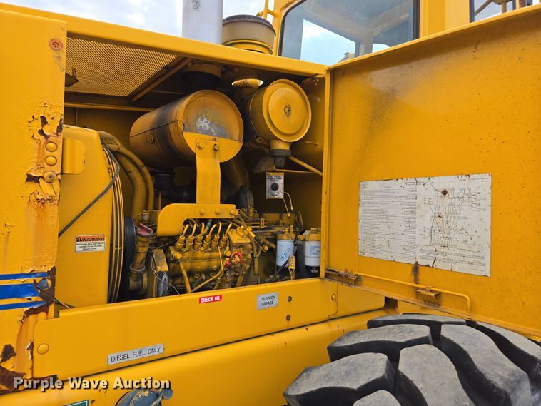 image for item EI4068 1998 Case 621B wheel loader