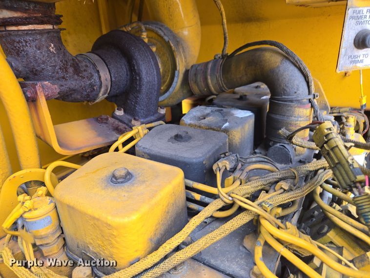 image for item EI4068 1998 Case 621B wheel loader