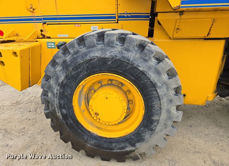 image for item EI4068 1998 Case 621B wheel loader