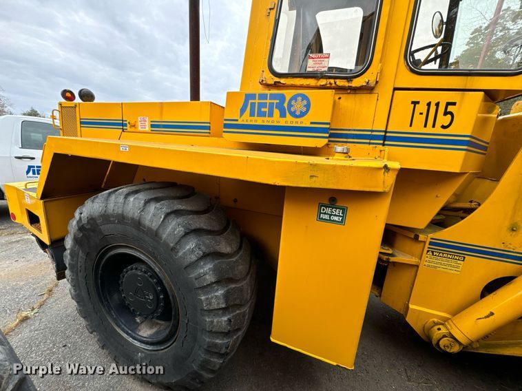 image for item EI4069 1987 Trojan 1900Z wheel loader