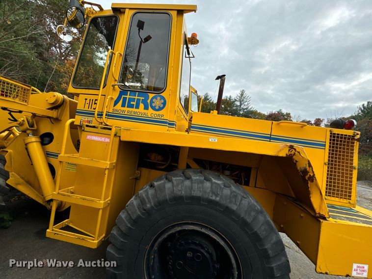 image for item EI4069 1987 Trojan 1900Z wheel loader