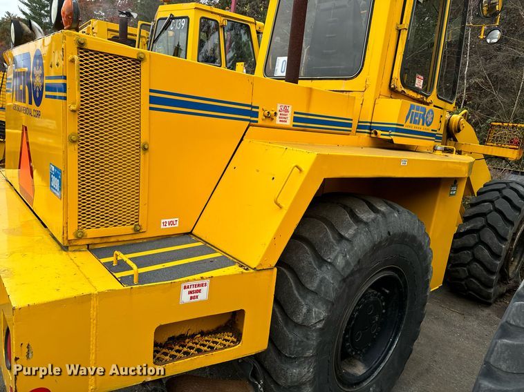 image for item EI4069 1987 Trojan 1900Z wheel loader