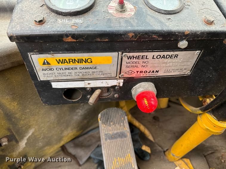 image for item EI4069 1987 Trojan 1900Z wheel loader