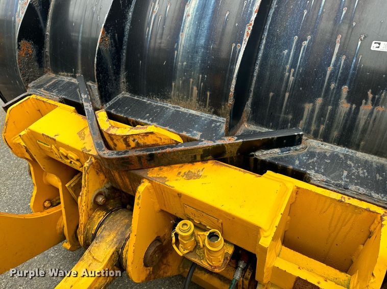 image for item EI4070 1996 Case 621B wheel loader