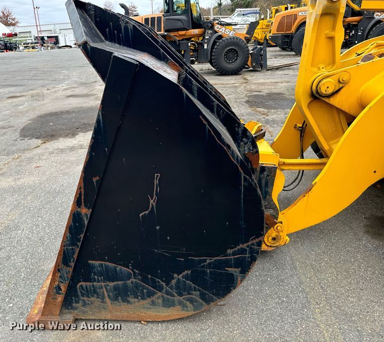 image for item EI4070 1996 Case 621B wheel loader