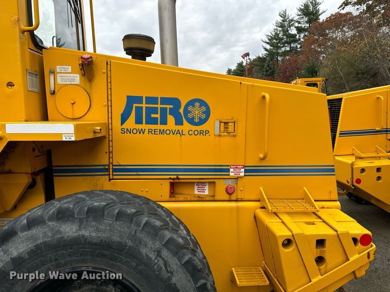 image for item EI4070 1996 Case 621B wheel loader