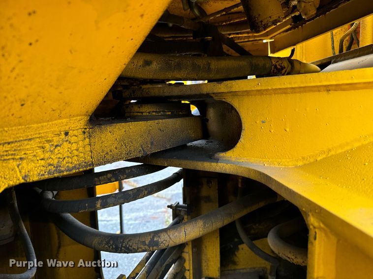 image for item EI4070 1996 Case 621B wheel loader