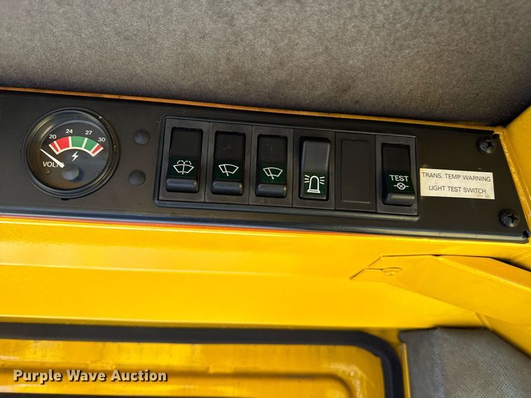 image for item EI4070 1996 Case 621B wheel loader