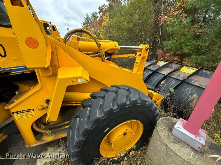 image for item EI4071 1996 Case 621B wheel loader