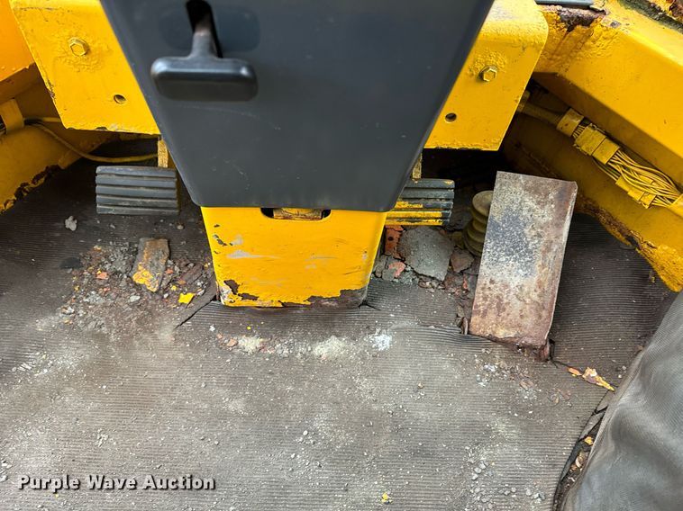 image for item EI4071 1996 Case 621B wheel loader