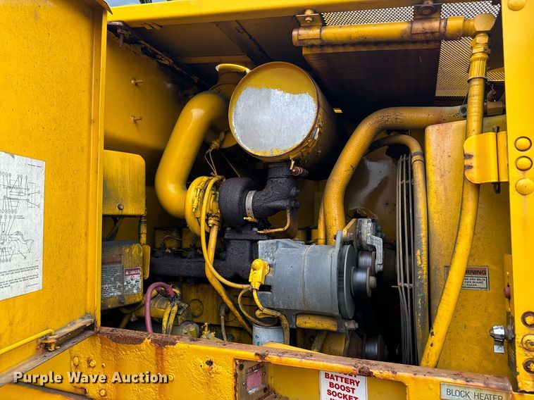 image for item EI4071 1996 Case 621B wheel loader