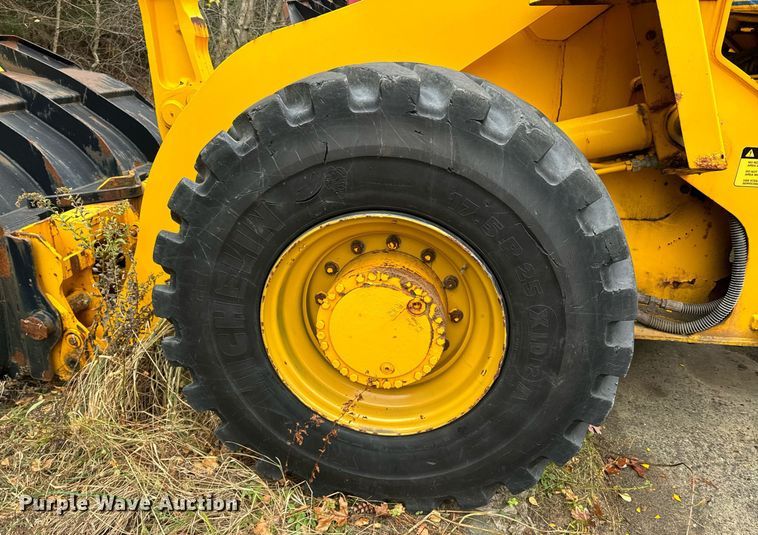 image for item EI4071 1996 Case 621B wheel loader