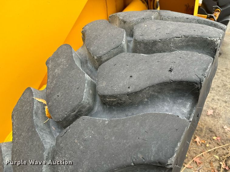 image for item EI4071 1996 Case 621B wheel loader