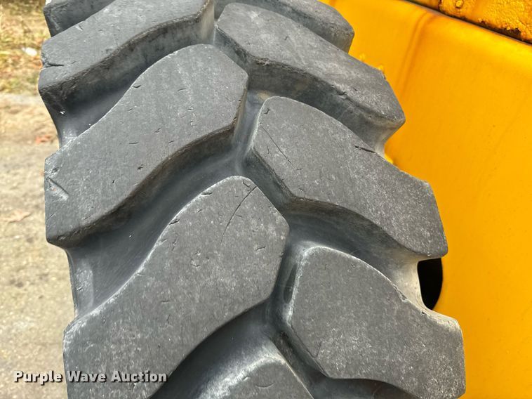 image for item EI4071 1996 Case 621B wheel loader