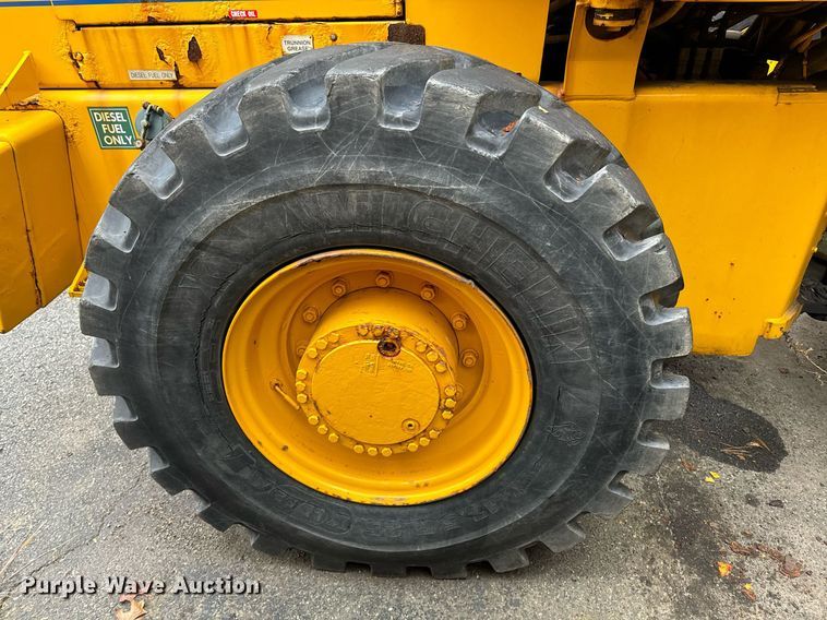 image for item EI4071 1996 Case 621B wheel loader