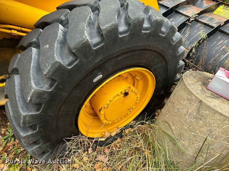 image for item EI4071 1996 Case 621B wheel loader