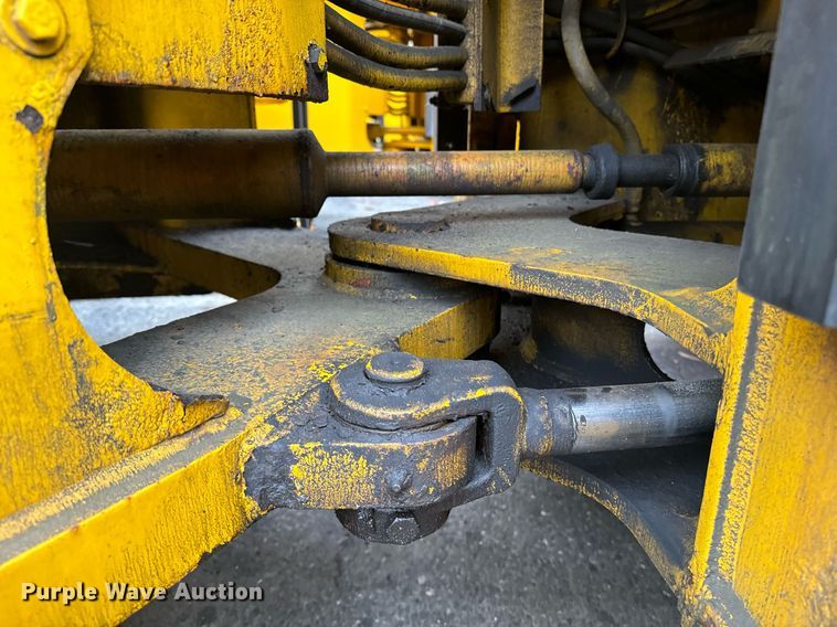 image for item EI4072 1996 Case 621B wheel loader