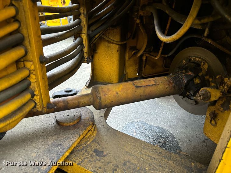 image for item EI4072 1996 Case 621B wheel loader