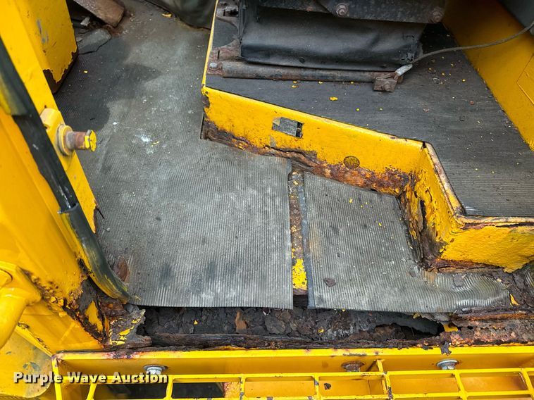 image for item EI4072 1996 Case 621B wheel loader