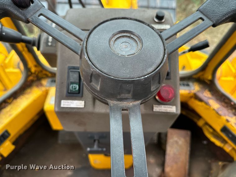 image for item EI4072 1996 Case 621B wheel loader