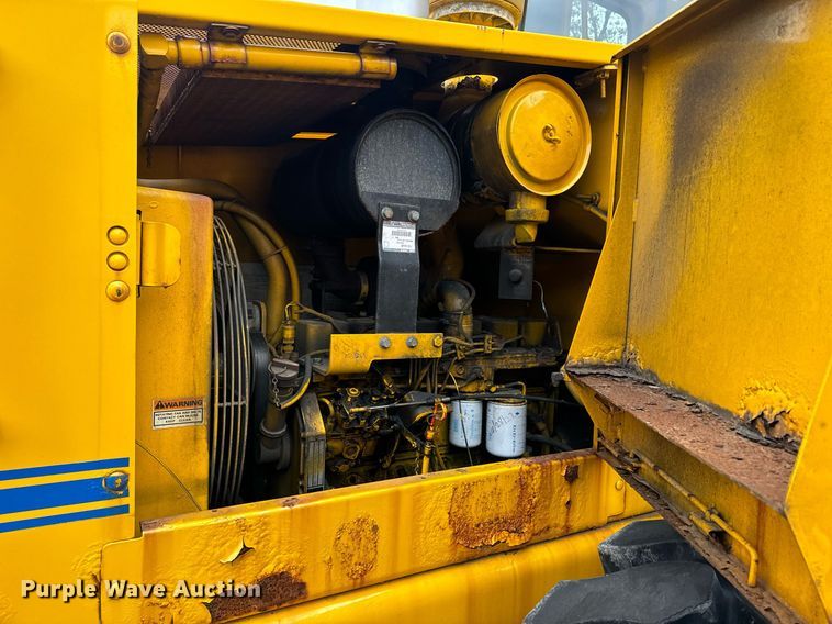 image for item EI4072 1996 Case 621B wheel loader