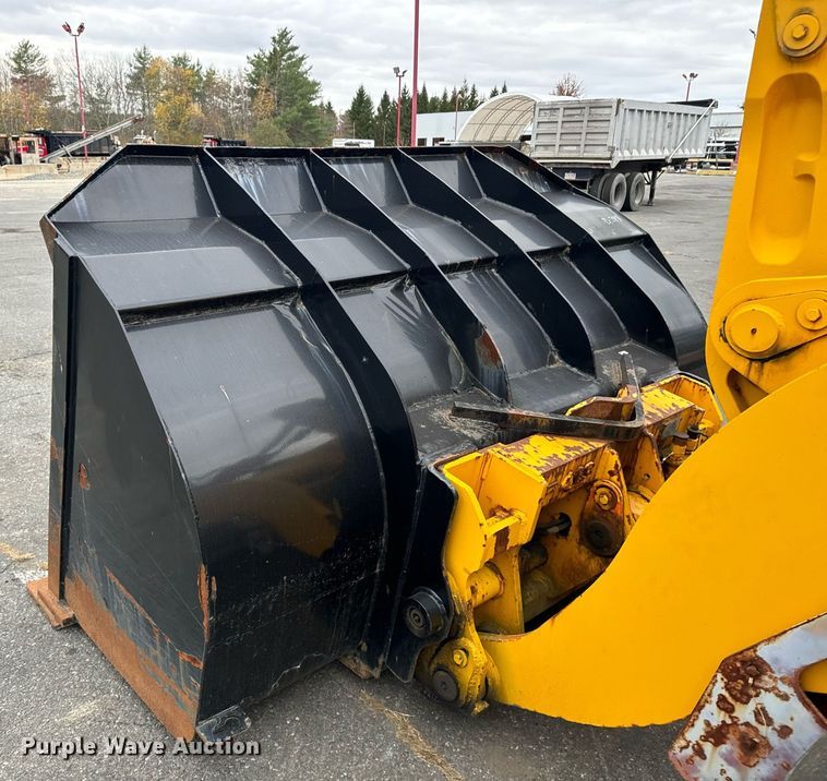 image for item EI4073 1997 Case 621B wheel loader